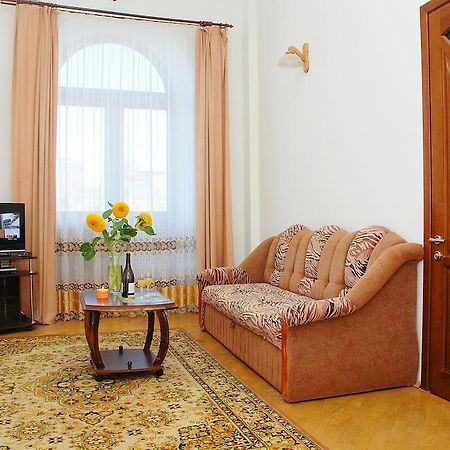 Rentday Apartments - Kiev Luaran gambar