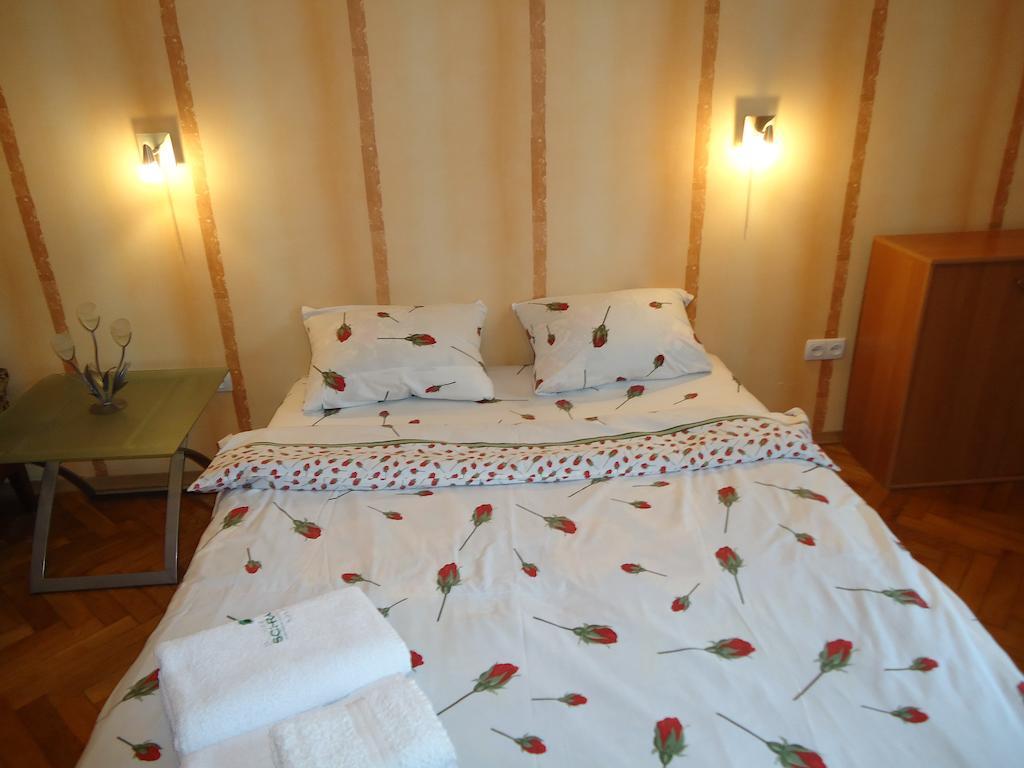 Rentday Apartments - Kiev Bilik gambar