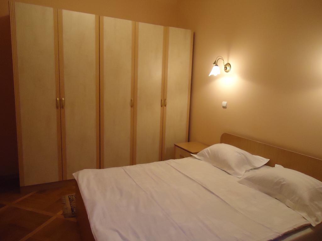 Rentday Apartments - Kiev Bilik gambar