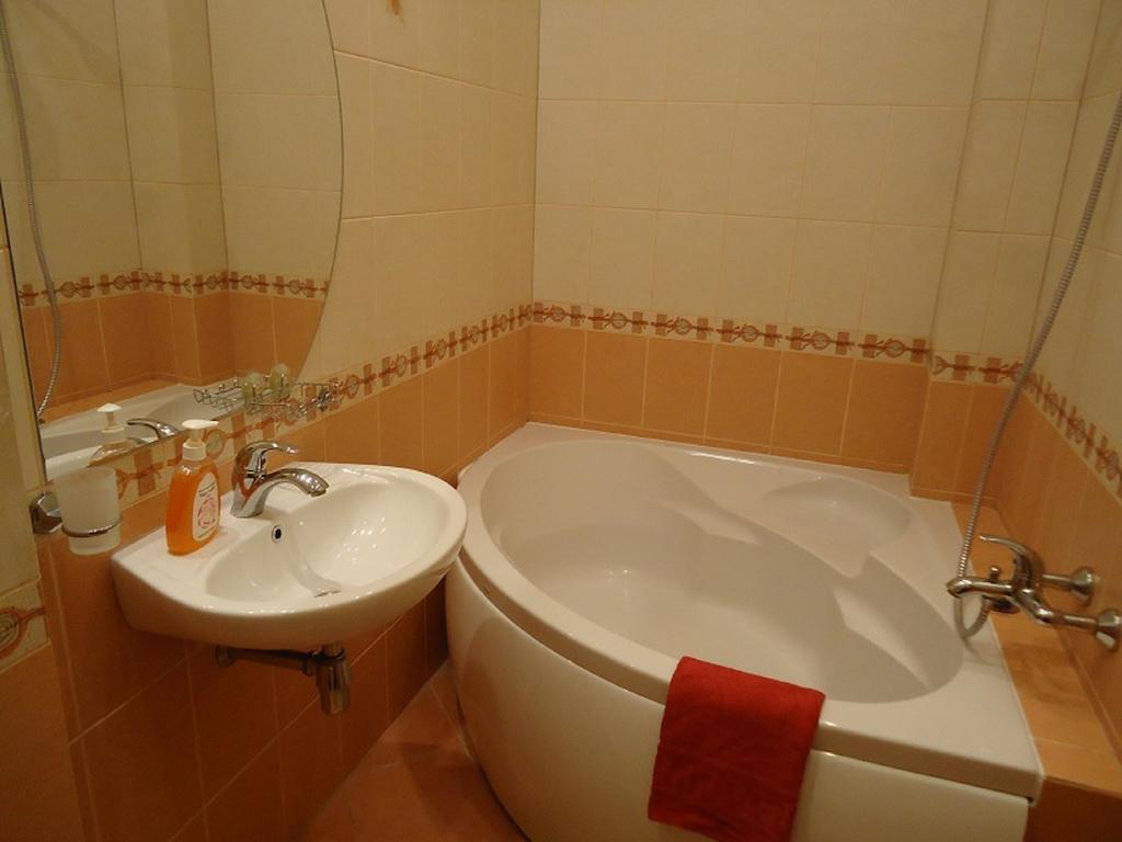 Rentday Apartments - Kiev Bilik gambar